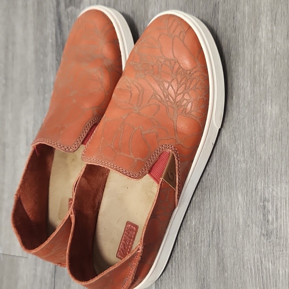 OluKai Pehuea Lau Womens Leather Slip On Size 8 - Picture 3 of 9